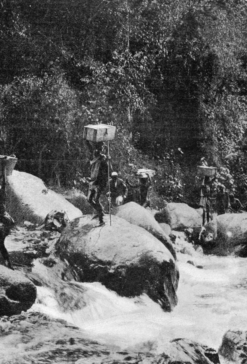 Torrent átkelés a Ruwenzori szárnyán, a The Graphic 1906. október 27-én megjelent A Hold hegyeihez című cikkből alkotó: English Photographer
