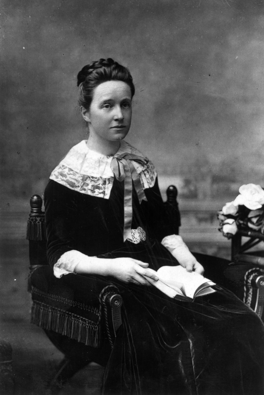 Dame Millicent Fawcett, 1880 körül alkotó: English Photographer
