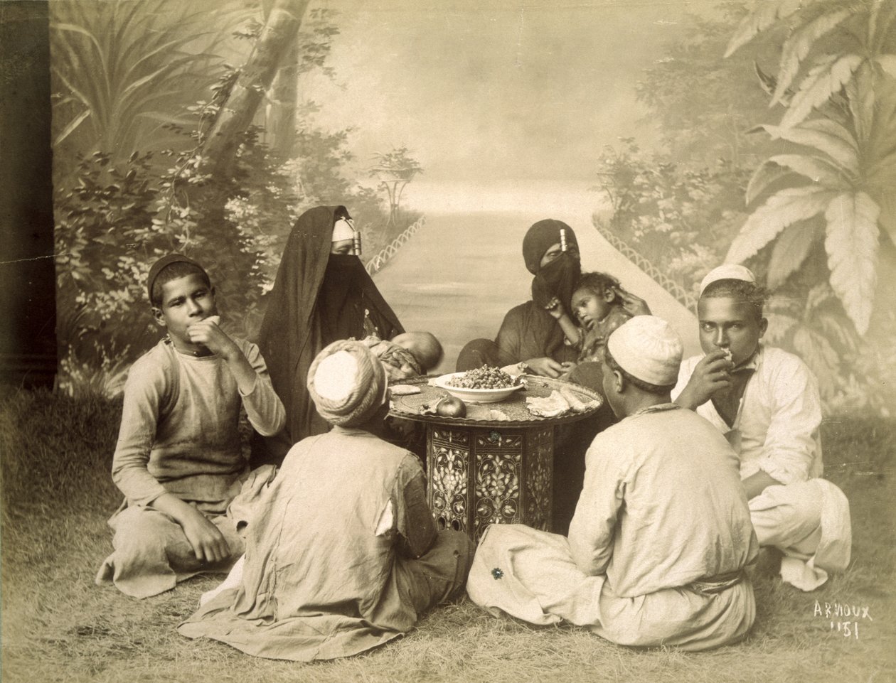 Egyiptomi család evett, 1880 körül alkotó: English Photographer