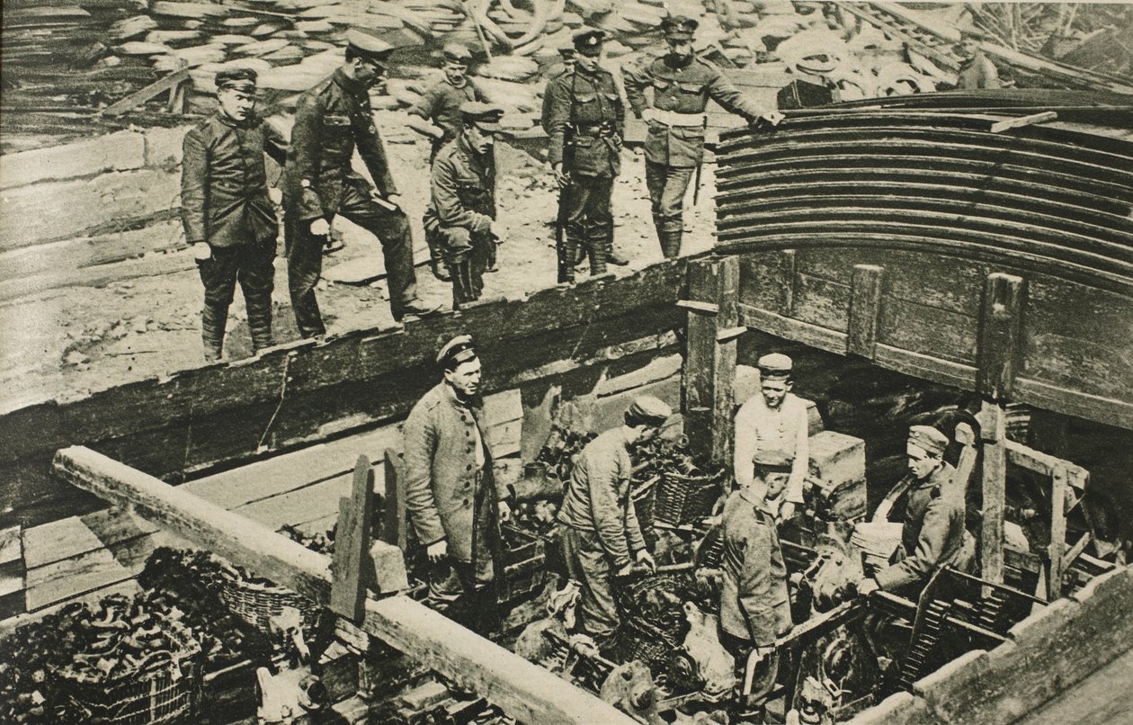 Német zsákmánylerakás Belgiumban, 1914-1919 alkotó: English Photographer