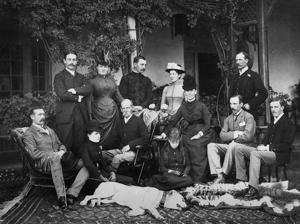 Csoport a Vice Regal Lodge-ban, India, 1875-80 körül alkotó: English Photographer