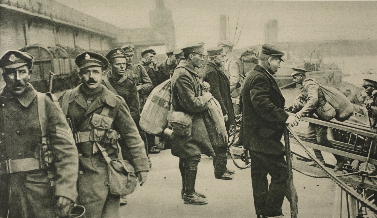 Tüzérek az R.F.A. partraszállás Doverben négy és fél éves külföldi háborús szolgálat után, 1919 alkotó: English Photographer