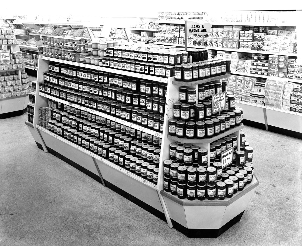 Lekvár és lekvár folyosó, Woolworths üzlet, 1956 alkotó: English Photographer