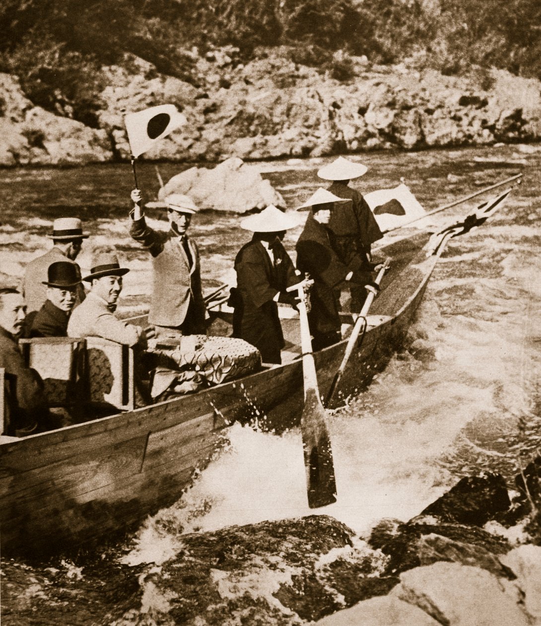 VIII. Edward király a Rapidsben, Kiotóban, Japánban, 1922 alkotó: English Photographer