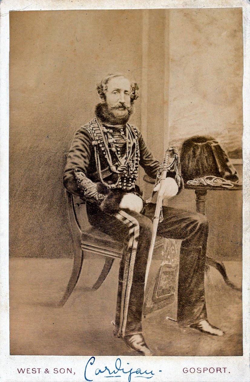 Lord Cardigan (1797-1868) ezredes egyenruhájában, 11. (Alberts herceg saját) huszárezred, 1855 alkotó: English Photographer