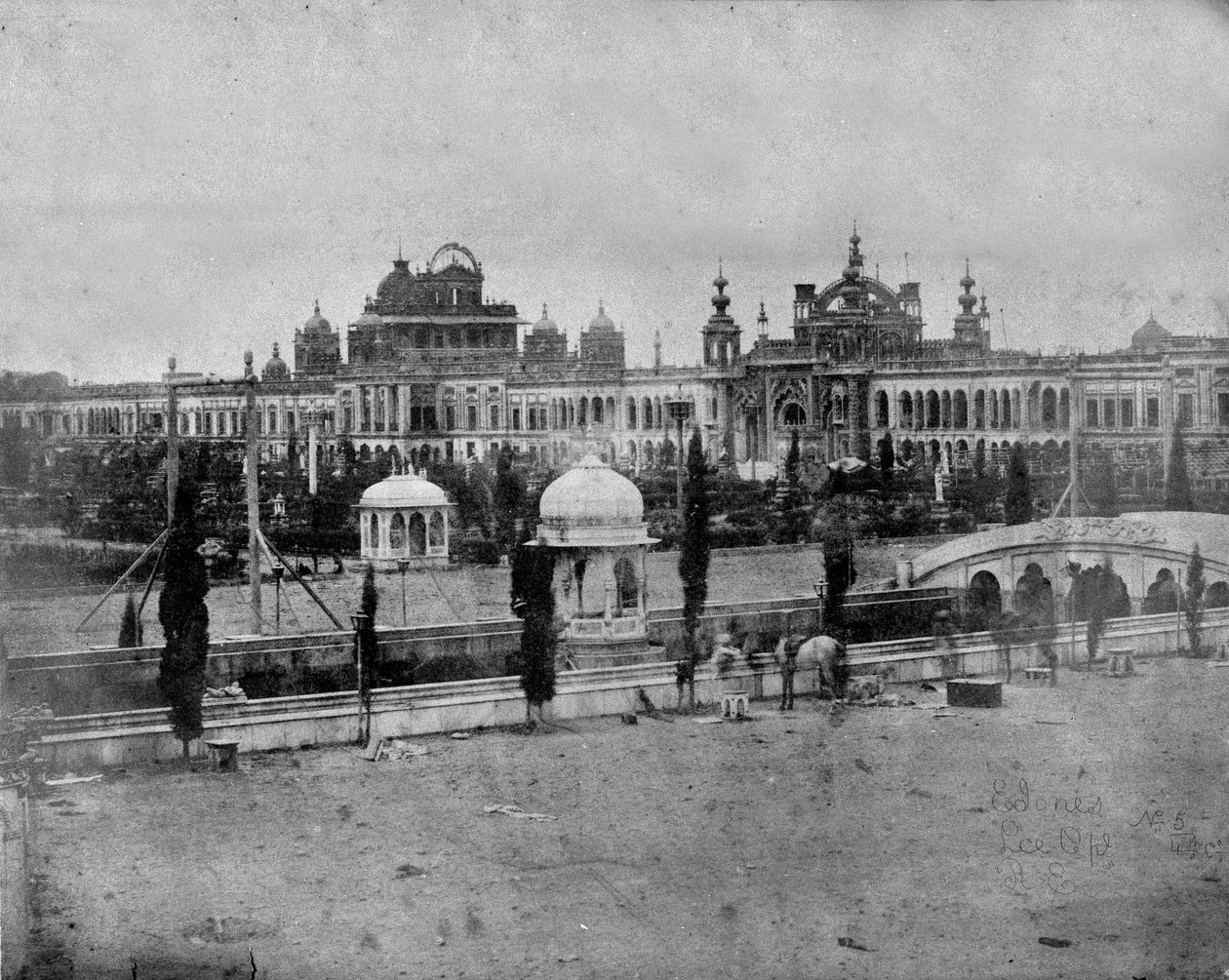 Lucknow, röviddel az ostrom után, 1857 alkotó: English Photographer