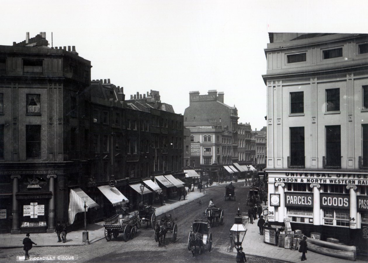 A Piccadilly Circus alkotó: English Photographer