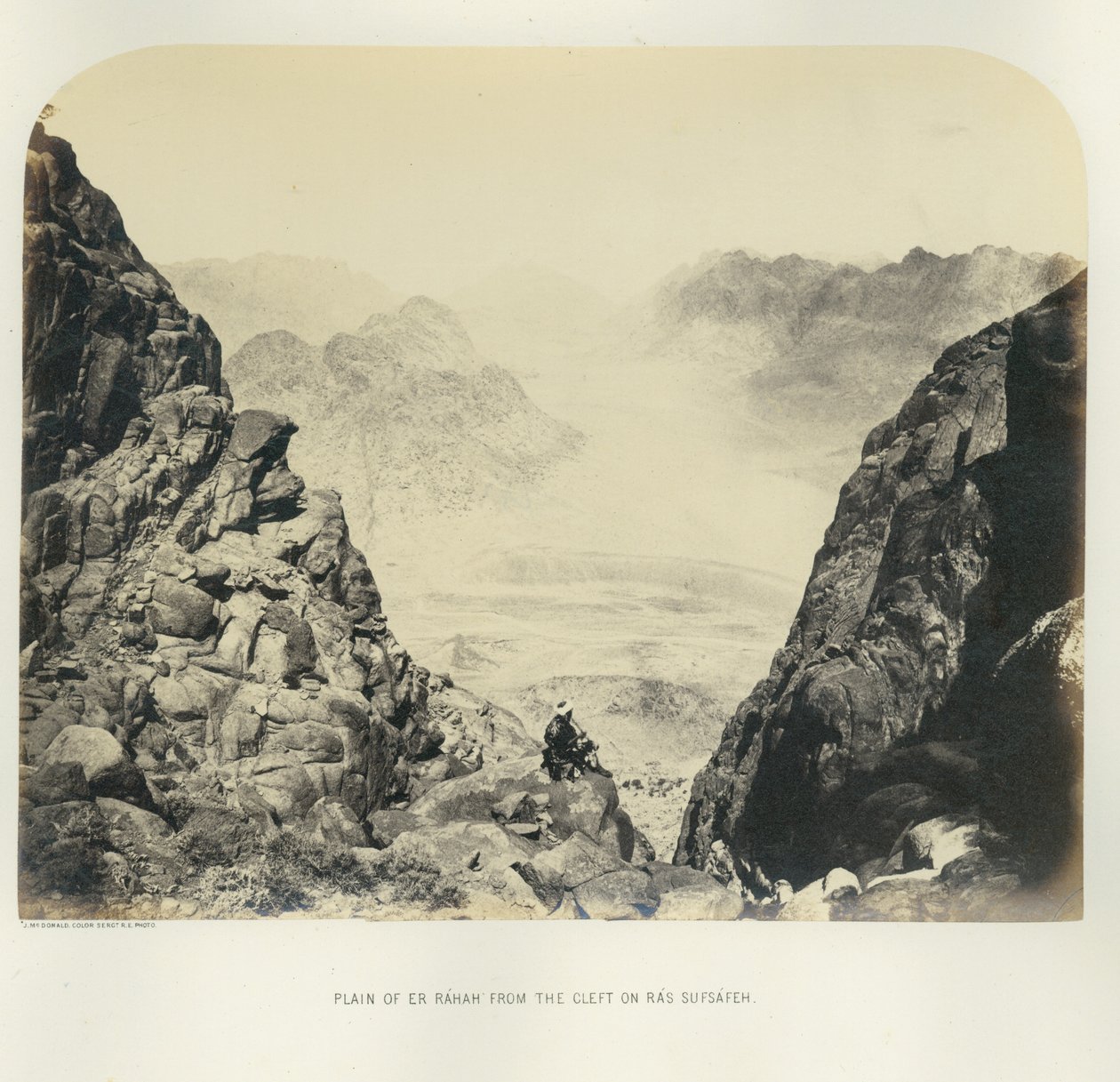 Er Rahah síksága a hasadékból Ras Sufsafeh-nál, 1867 alkotó: English Photographer