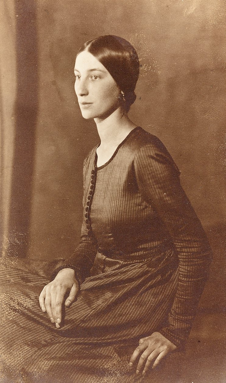 Winifred Knights portréja alkotó: English Photographer