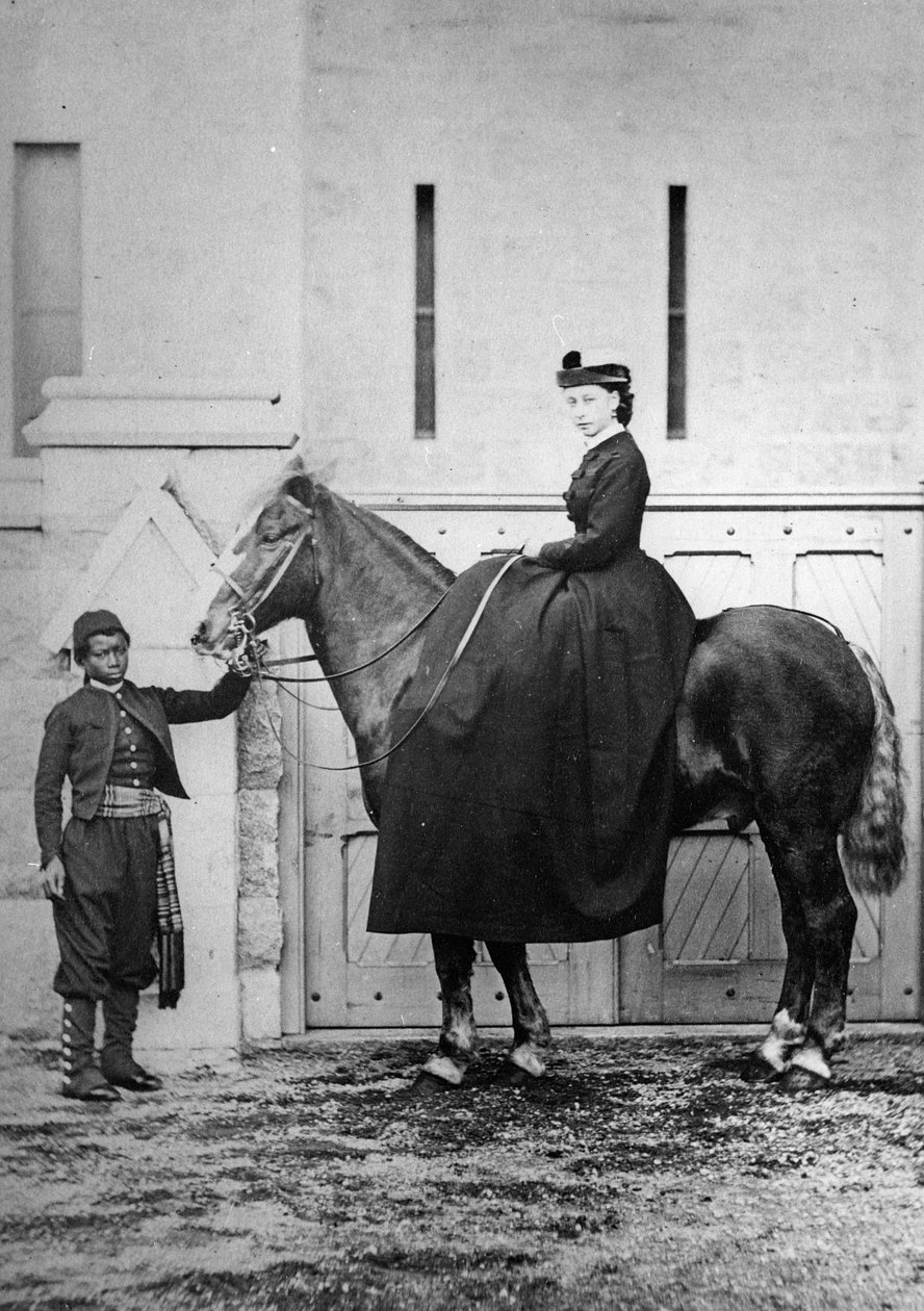 Alice hercegnő, 1862 körül alkotó: English Photographer