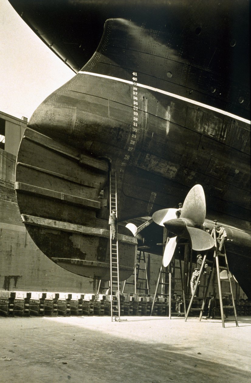 RMS Aquitaine alkotó: English Photographer