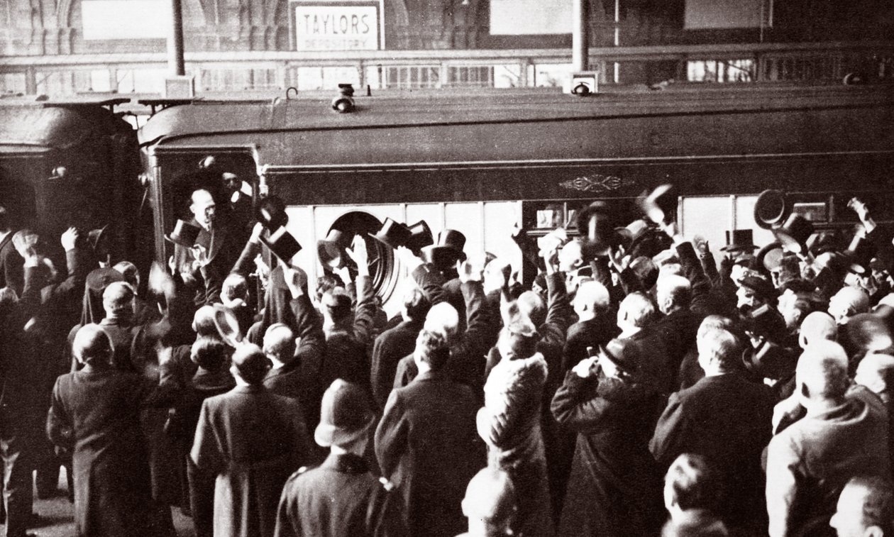 A Görög Monarchia helyreállítása, 1935. november alkotó: English Photographer