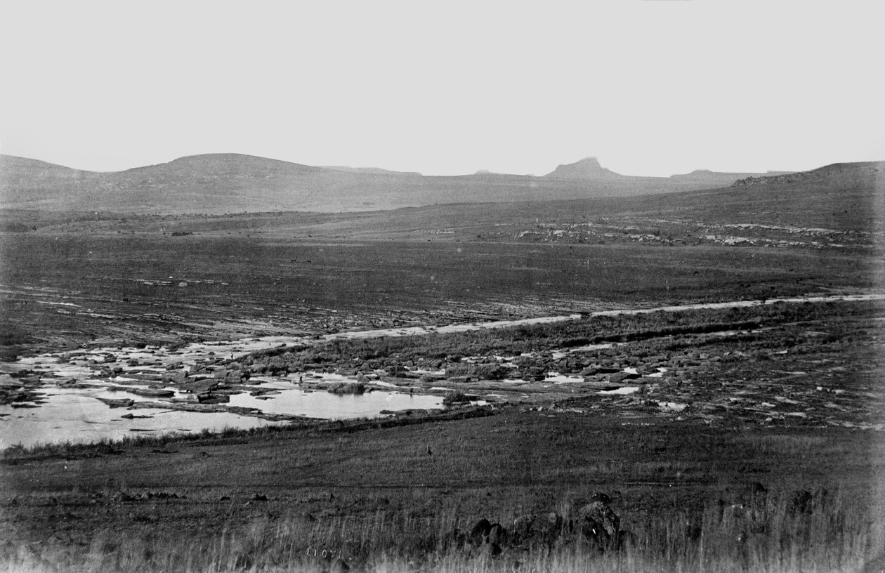 Rorkes Drift Isandlwanával a távolban, 1879 alkotó: English Photographer