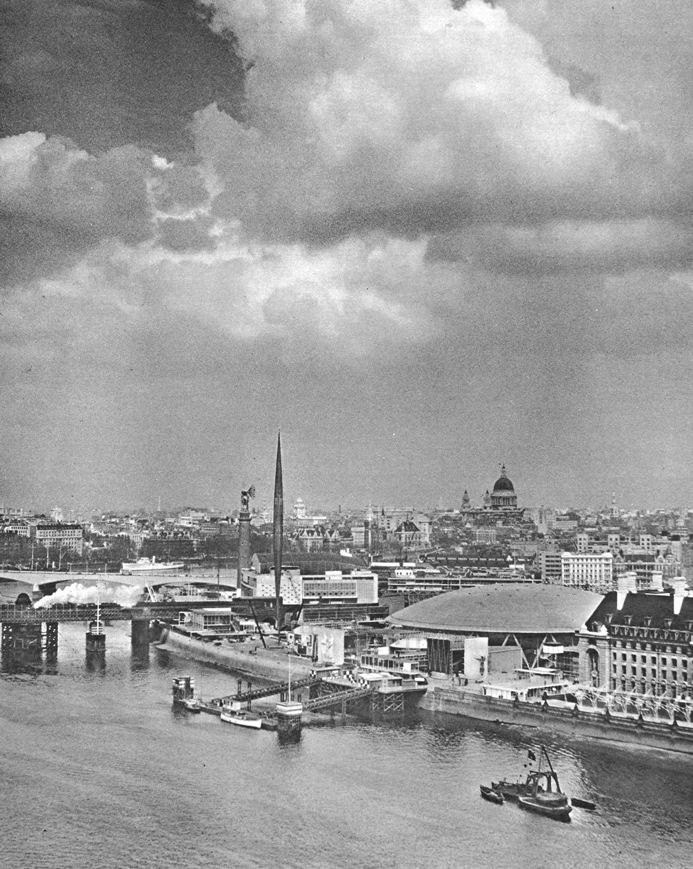 Southbank, 1951 alkotó: English Photographer