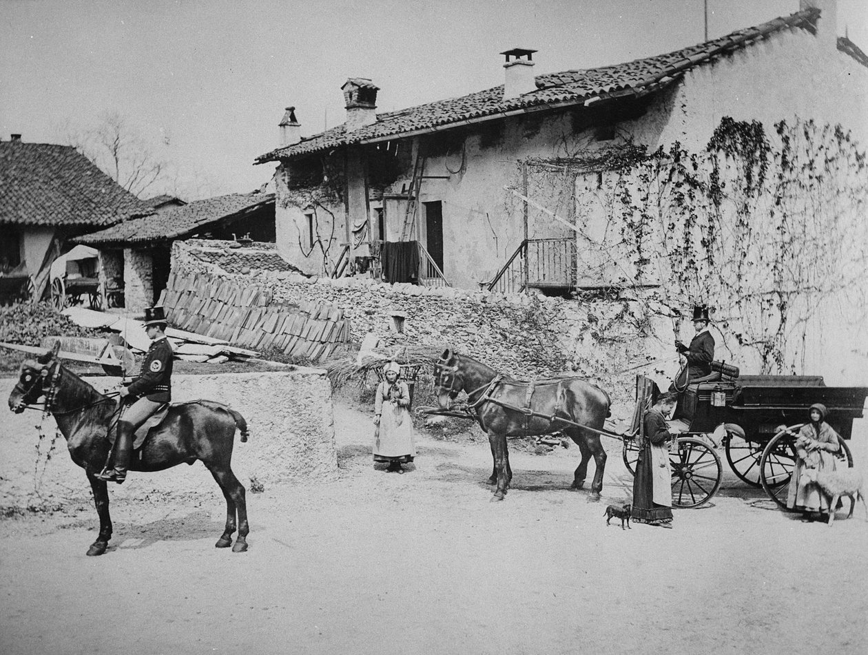 Istállók a Villa Clarában, a Queens hintójával, 1870-80 körül alkotó: English Photographer