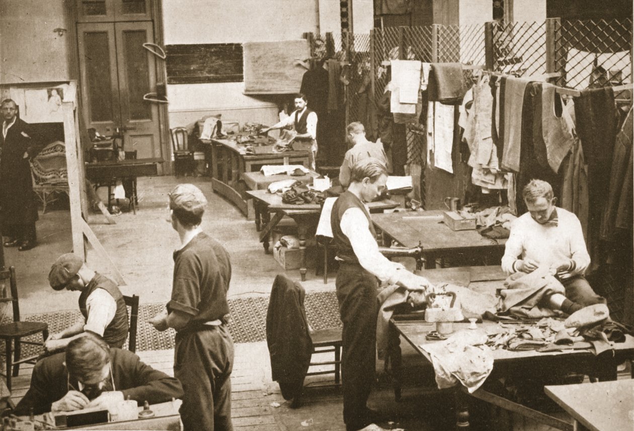 The Tailors Shop, Alexandra Palace, illusztráció a német foglyokról Nagy-Britanniában (fotónyomat) alkotó: English Photographer