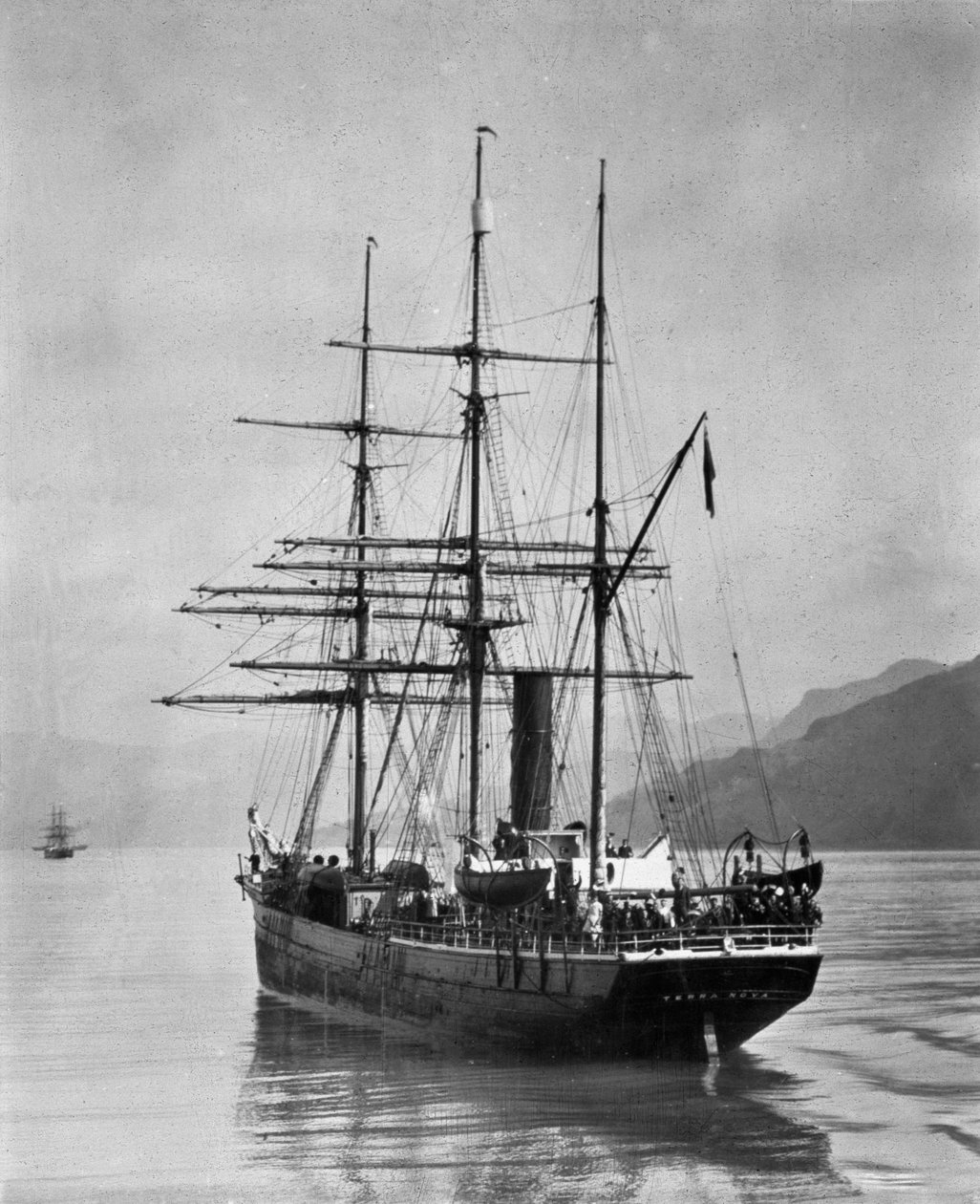 A Terra Nova Scott által az antarktiszi vizeken hajózott 1910-ben alkotó: English Photographer
