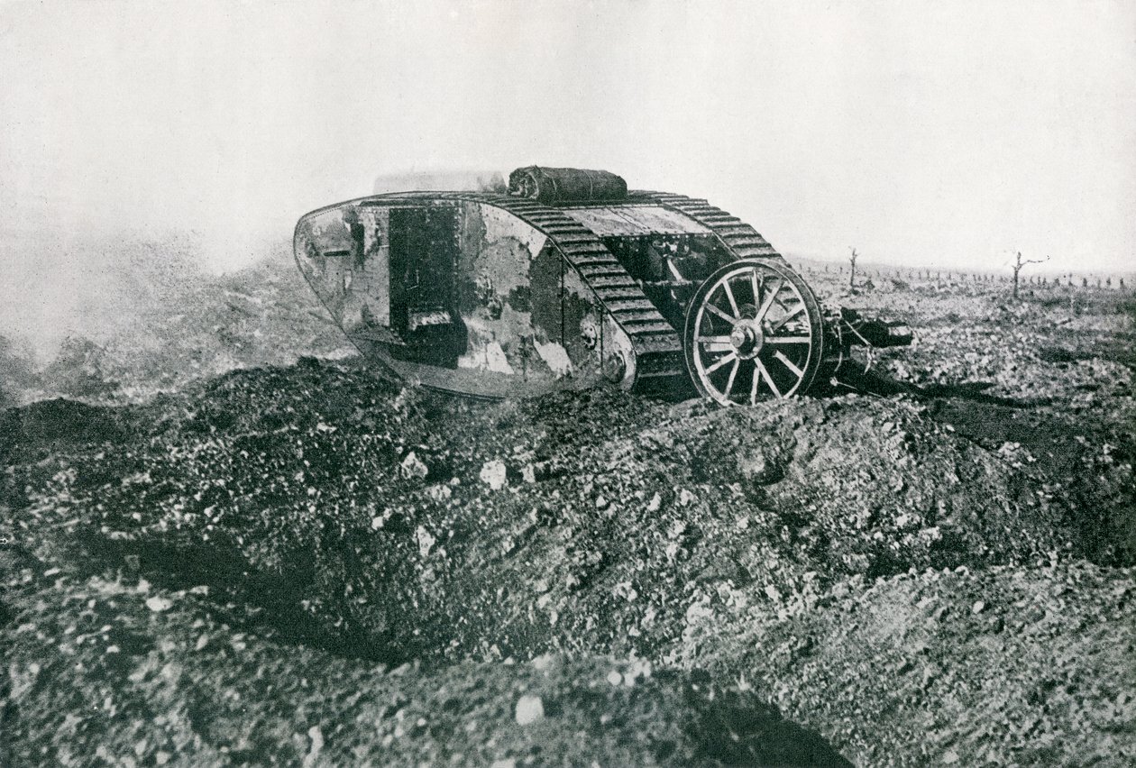 világháborús brit tank hadműveletben a nyugati fronton, 1917 alkotó: English Photographer