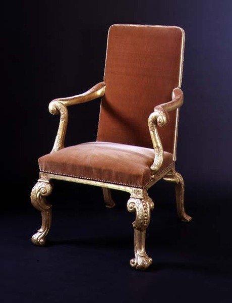 Aranyozott karosszék bársony kárpitozással, 1710 körül (aranyozott és bársony) alkotó: English School