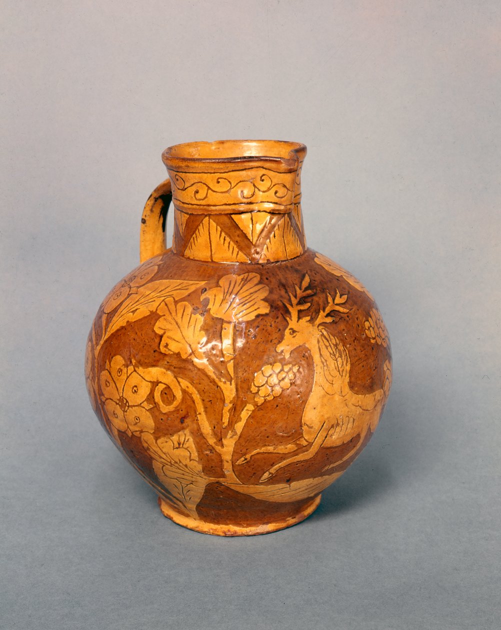 Szüreti kancsó sgraffito díszítéssel, 1813 körül alkotó: English School