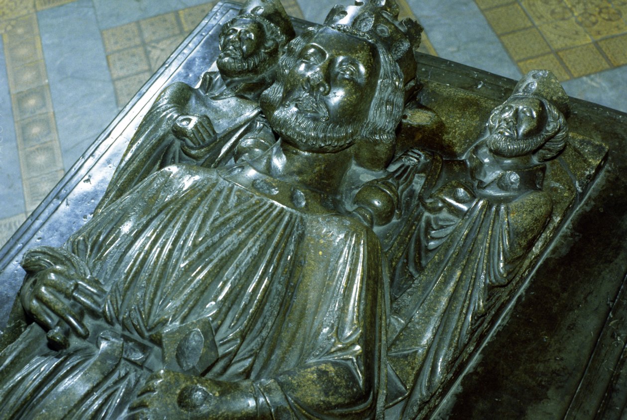 János király sírja Szent Wulstan és St. Oswald két miniatűr figurájával, 1232 alkotó: English School