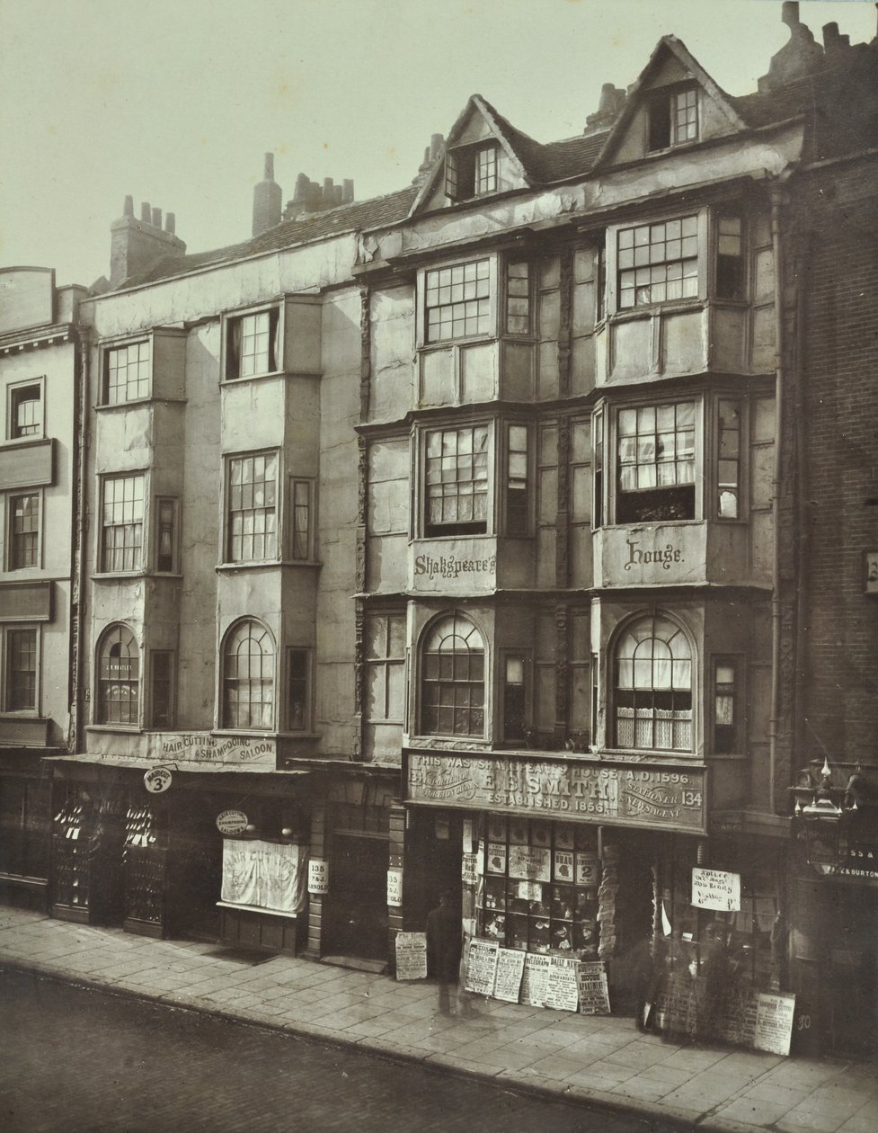 134-136 Aldersgate Street, London, 1879 alkotó: English Photographer