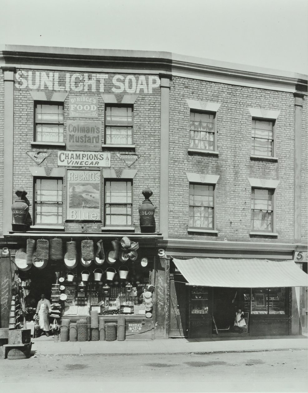 3-4 Gainsborough Road: homlokzati magasságok, London, 1899 alkotó: English Photographer