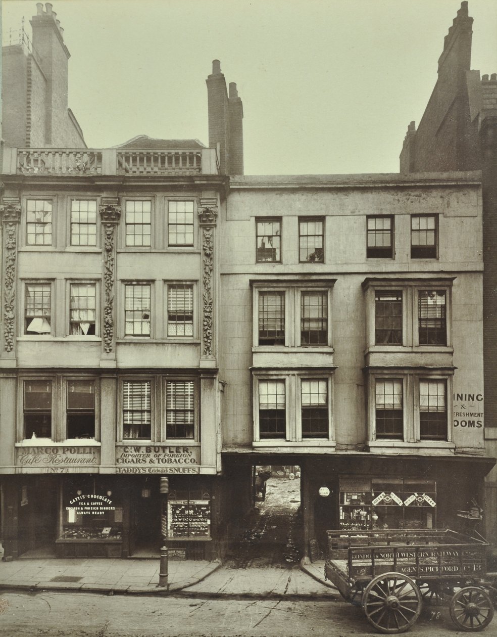 5-7 Aldgate, London, 1883 alkotó: English Photographer