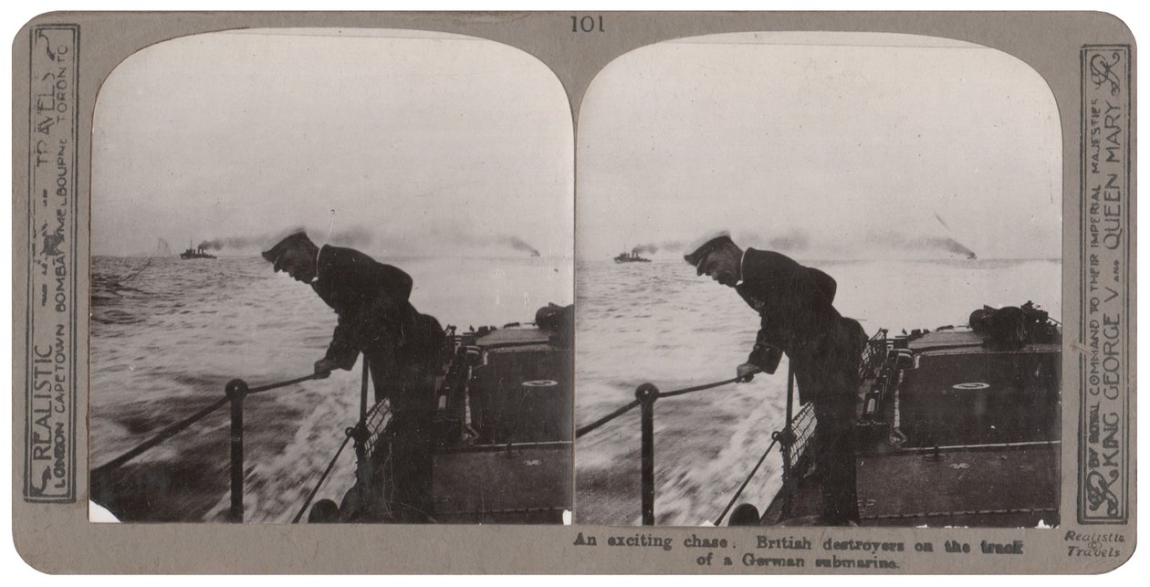 Izgalmas hajsza. Brit rombolók egy német tengeralattjáró nyomában (sztereoszkópikus nyomat) alkotó: English Photographer