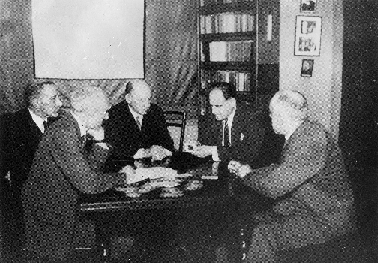 Kísérlet a telepátiában, Harry Price Library, 1933 alkotó: English Photographer