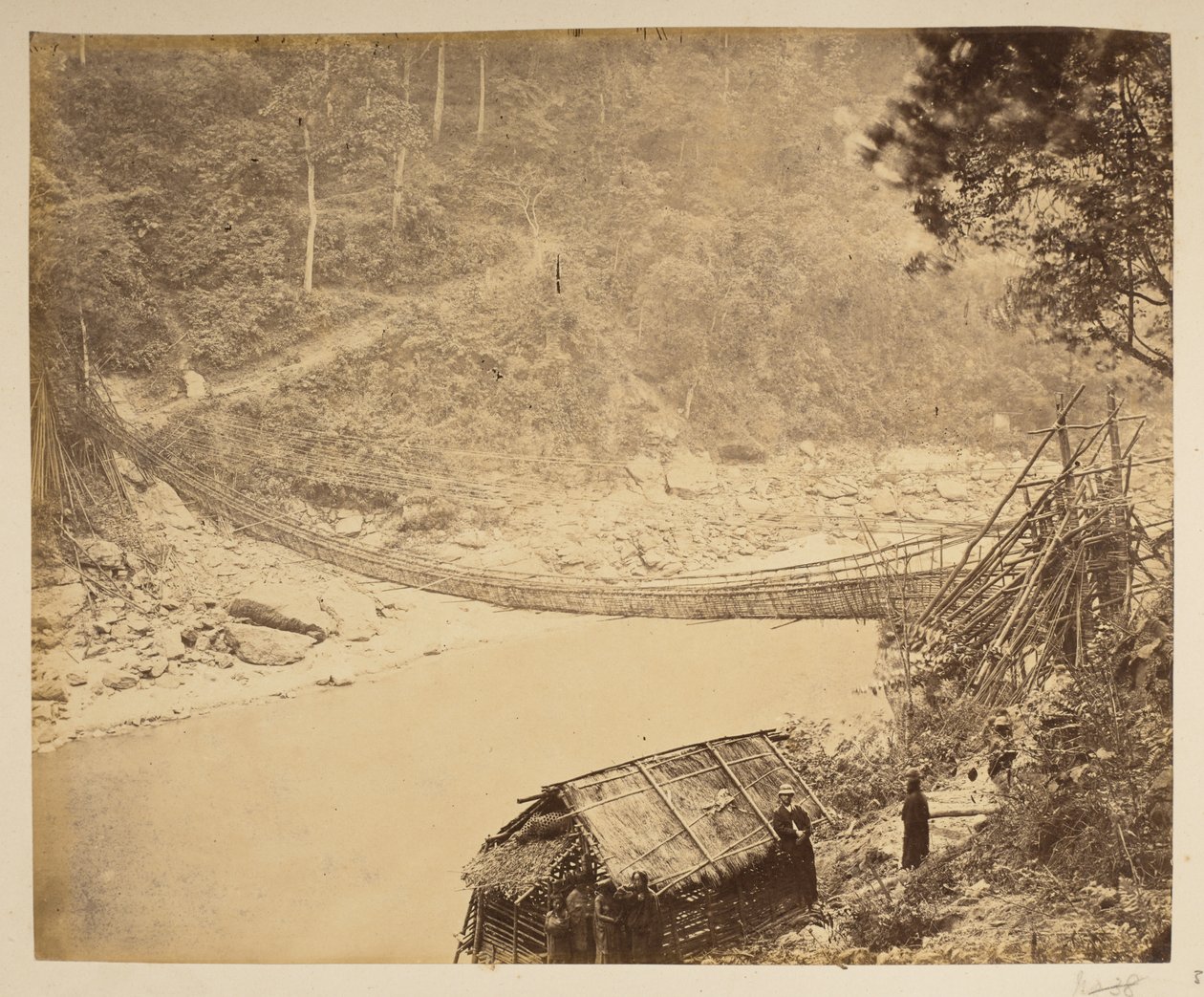 Cane függőhíd a Teesta felett, Bhootan felé tartva.  Darjeeling kilátásai. 1870-es évek alkotó: English Photographer