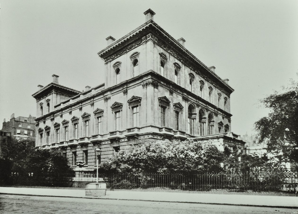 Dorchester House, Park Lane, Westminster LB, 1896 alkotó: English Photographer