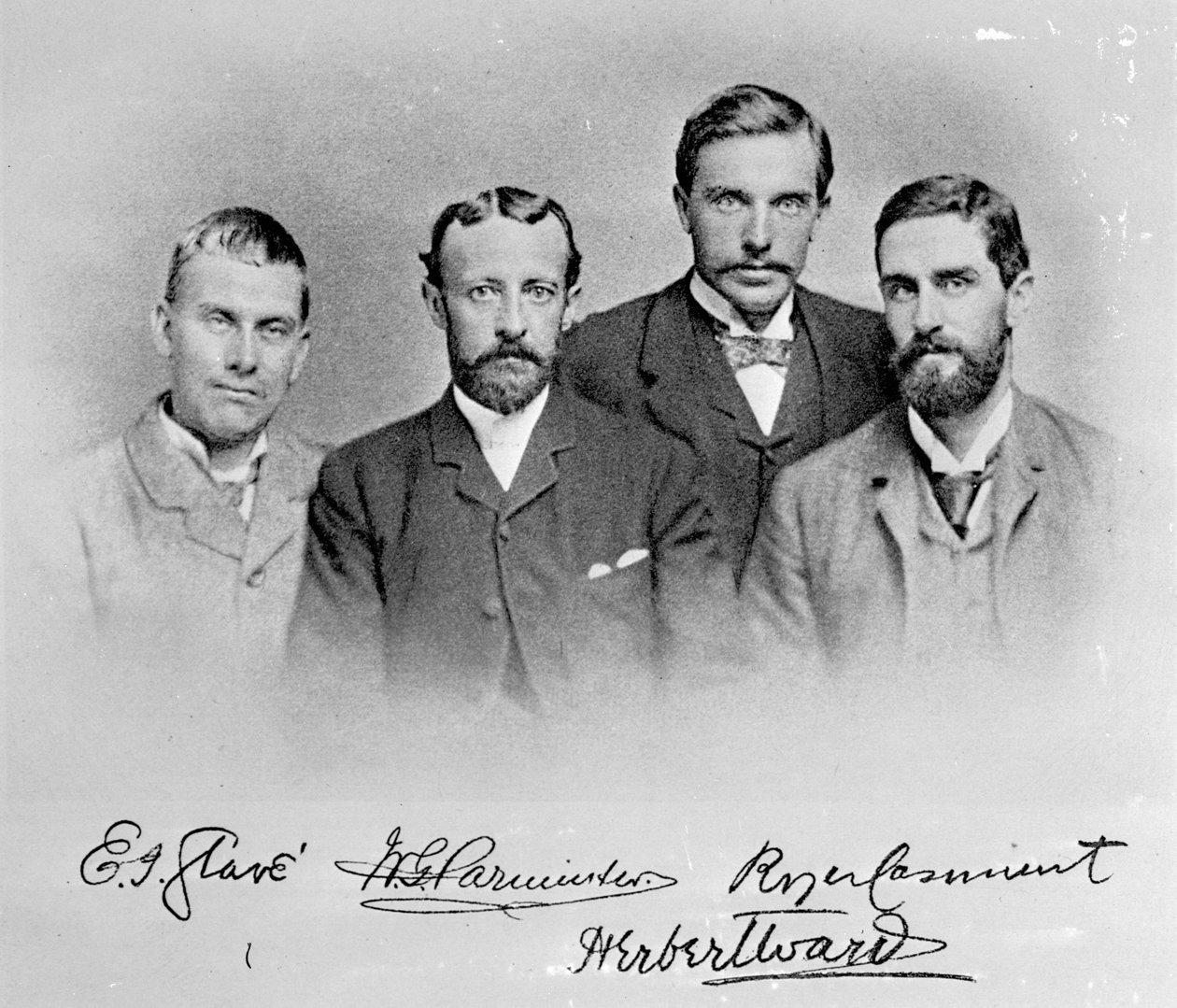 E.J. Glave, W.G. Parminter, Herbert Ward és Roger Casement alkotó: English Photographer