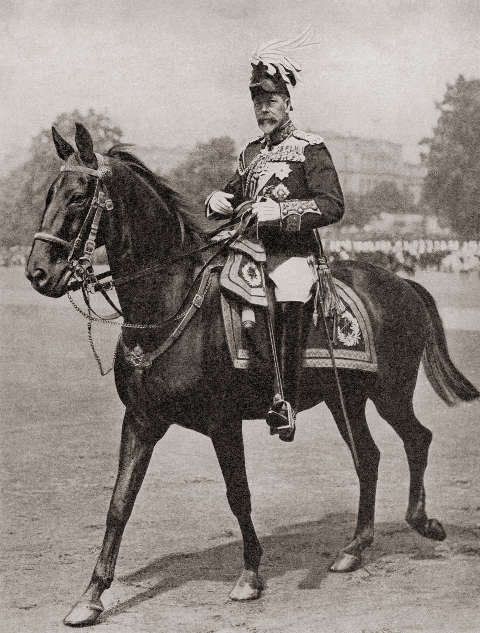 V. György, a Huszonöt év történetéből, 1935-ben alkotó: English Photographer