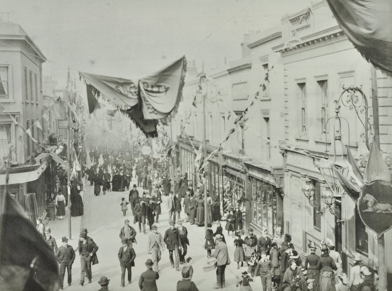 Hare Street: Woolwich komp megnyitása, 1889 alkotó: English Photographer