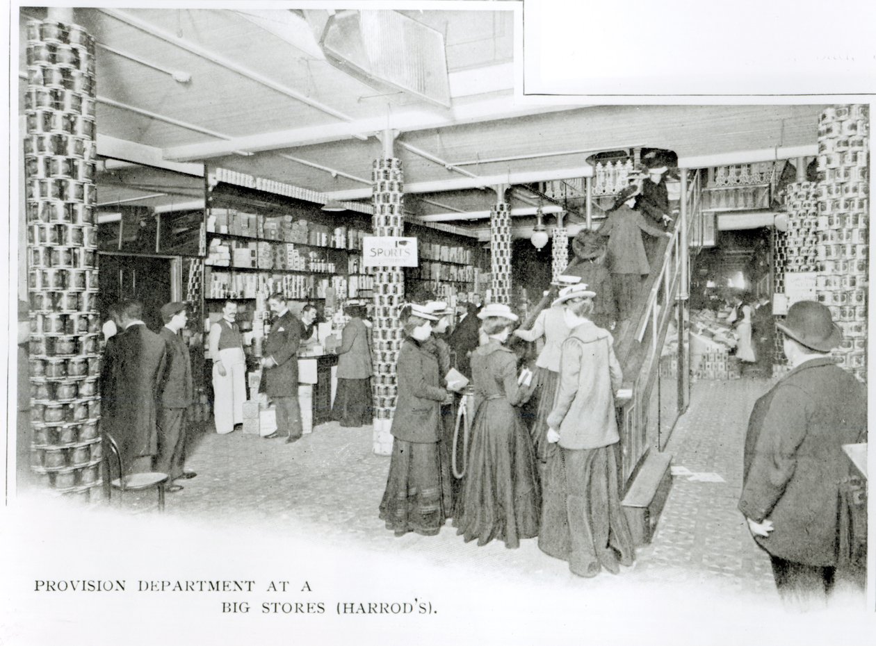 Harrods Provision Department, 1901 körül alkotó: English Photographer