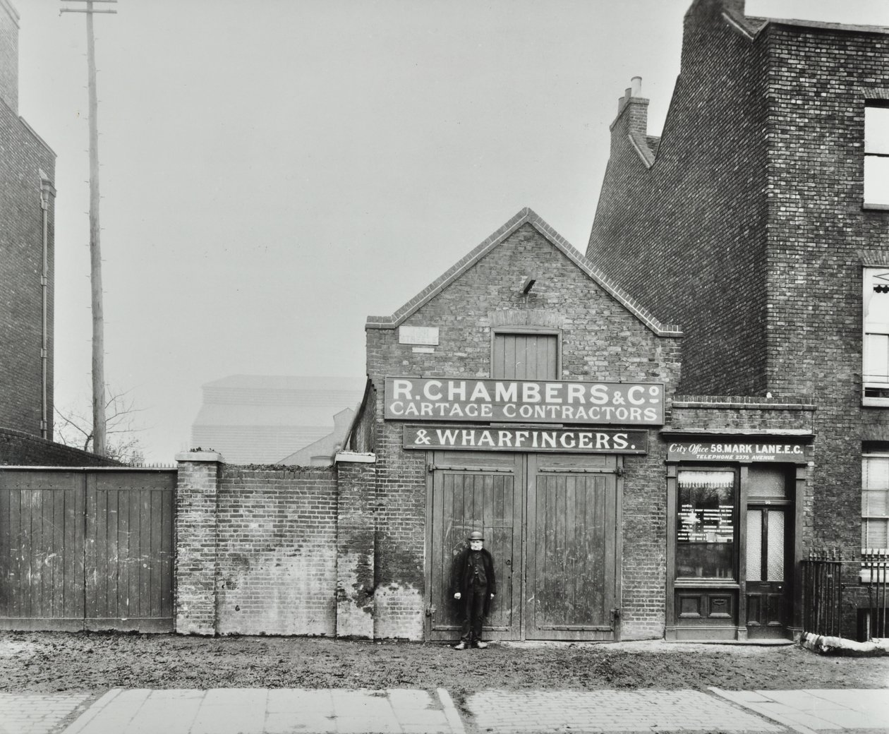 High Street, North Woolwich; később Pier Road, 1899 alkotó: English Photographer