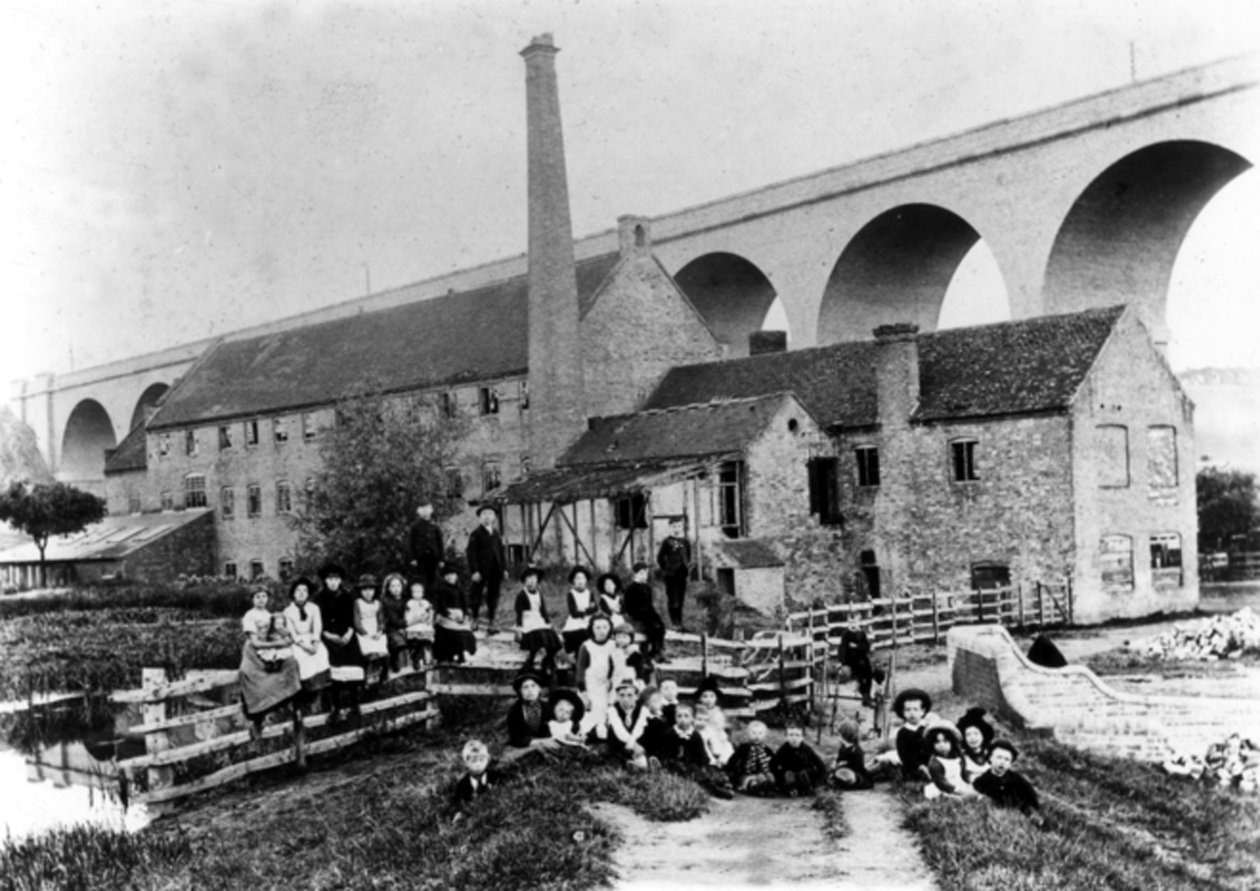 Hoobrook malom és viadukt, Kidderminster, 1905 alkotó: English Photographer