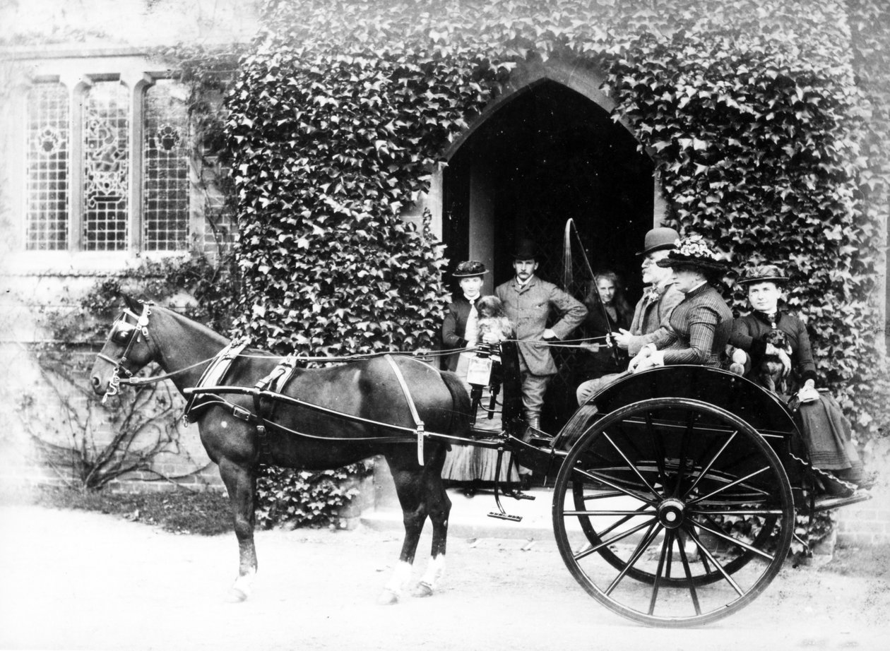 Ló- és csapdalovaglás, 1890 körül alkotó: English Photographer