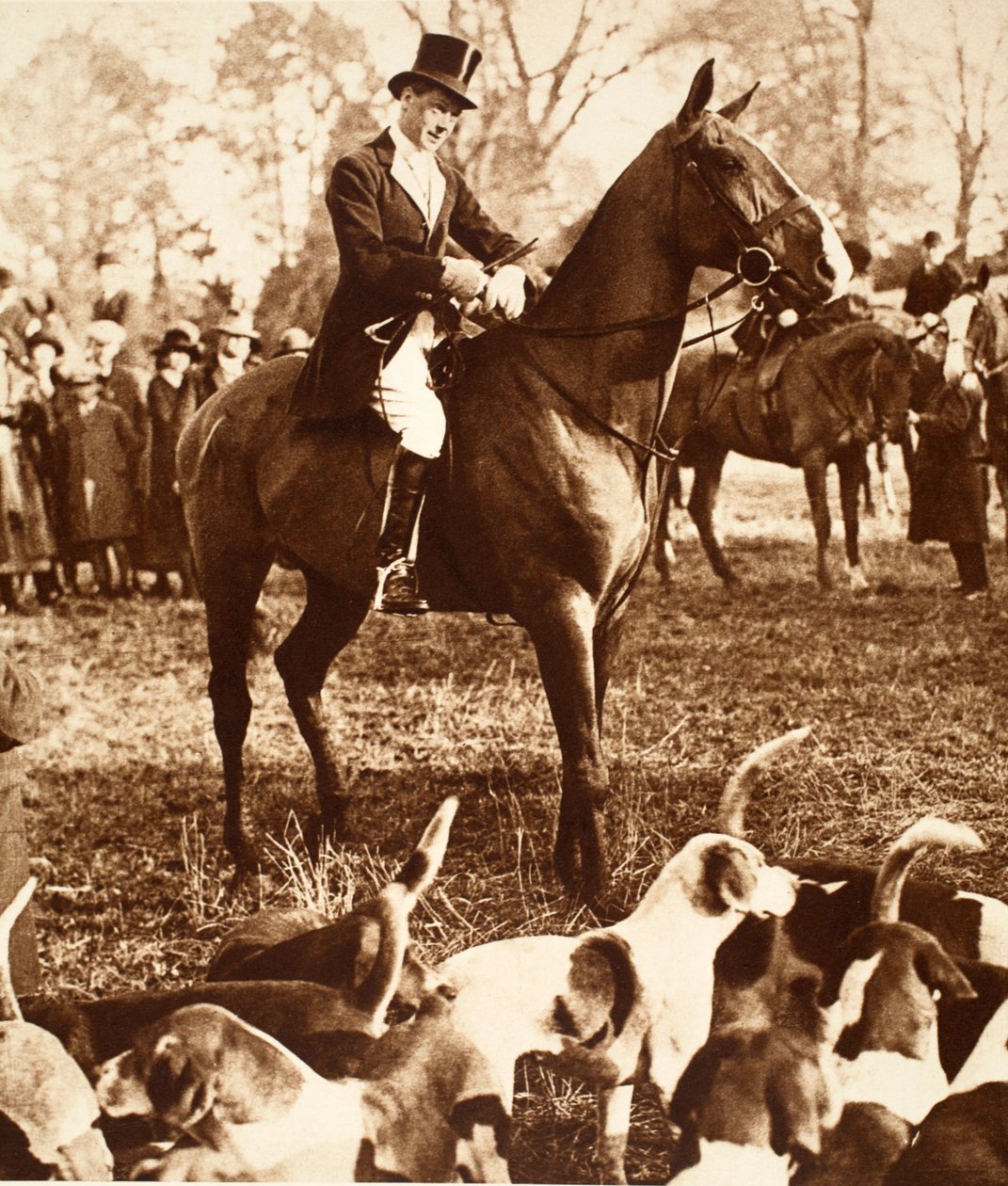VIII. Edward király a Beaufort-vadászattal, 1923 alkotó: English Photographer