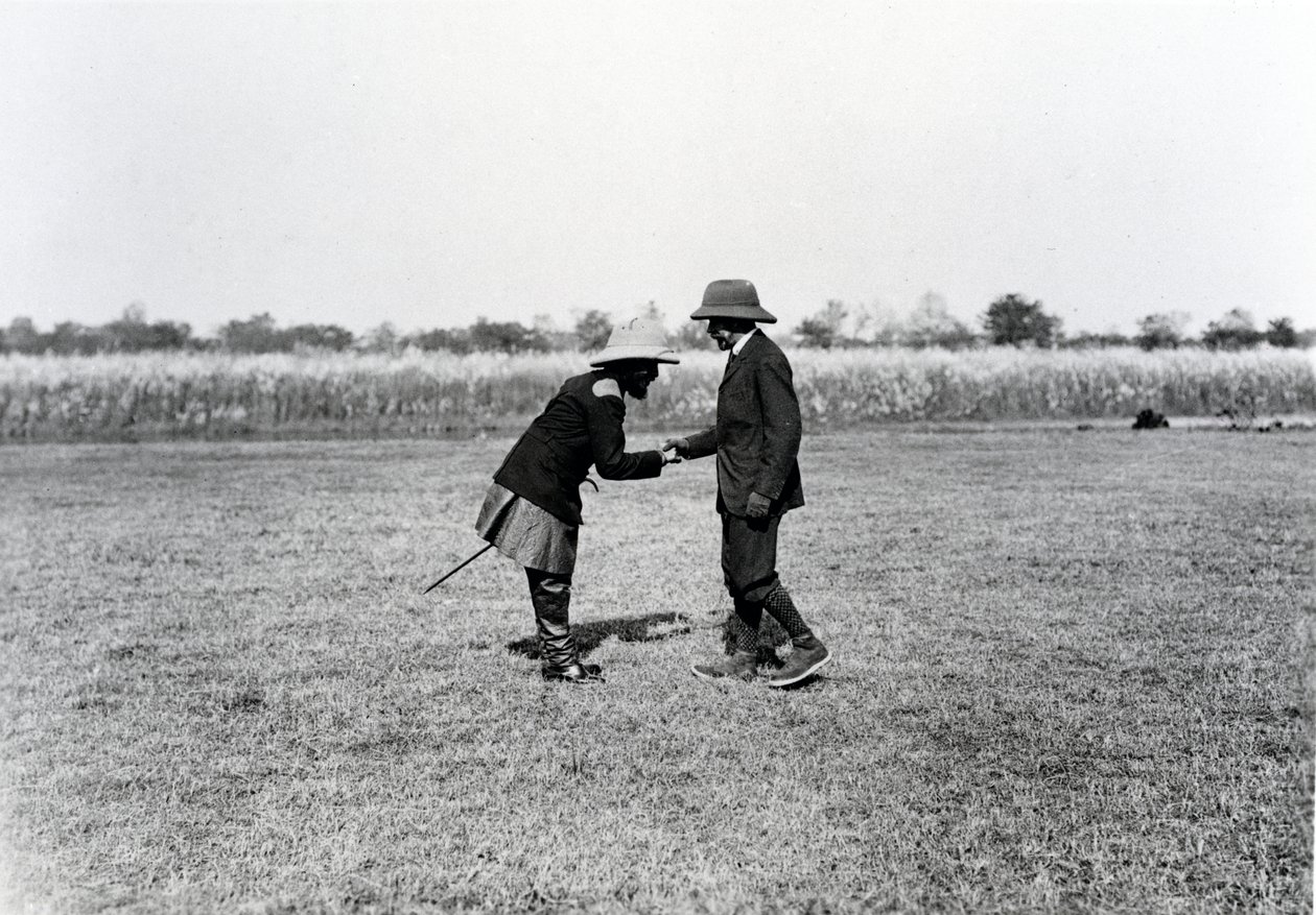 V. György király üdvözli a nepáli maharadzsát alkotó: English Photographer