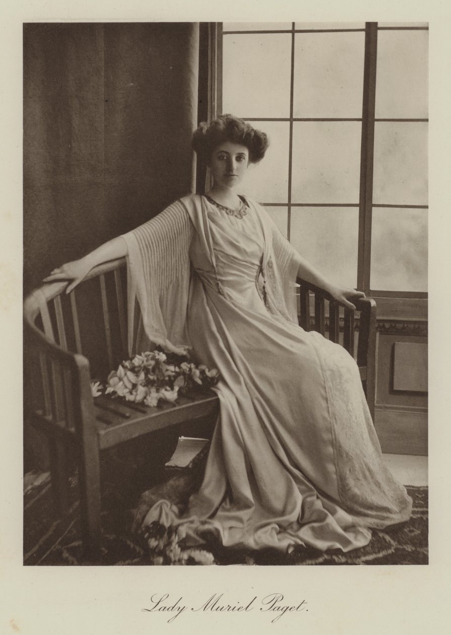 Lady Muriel Paget (fekete-fehér fotó) alkotó: English Photographer