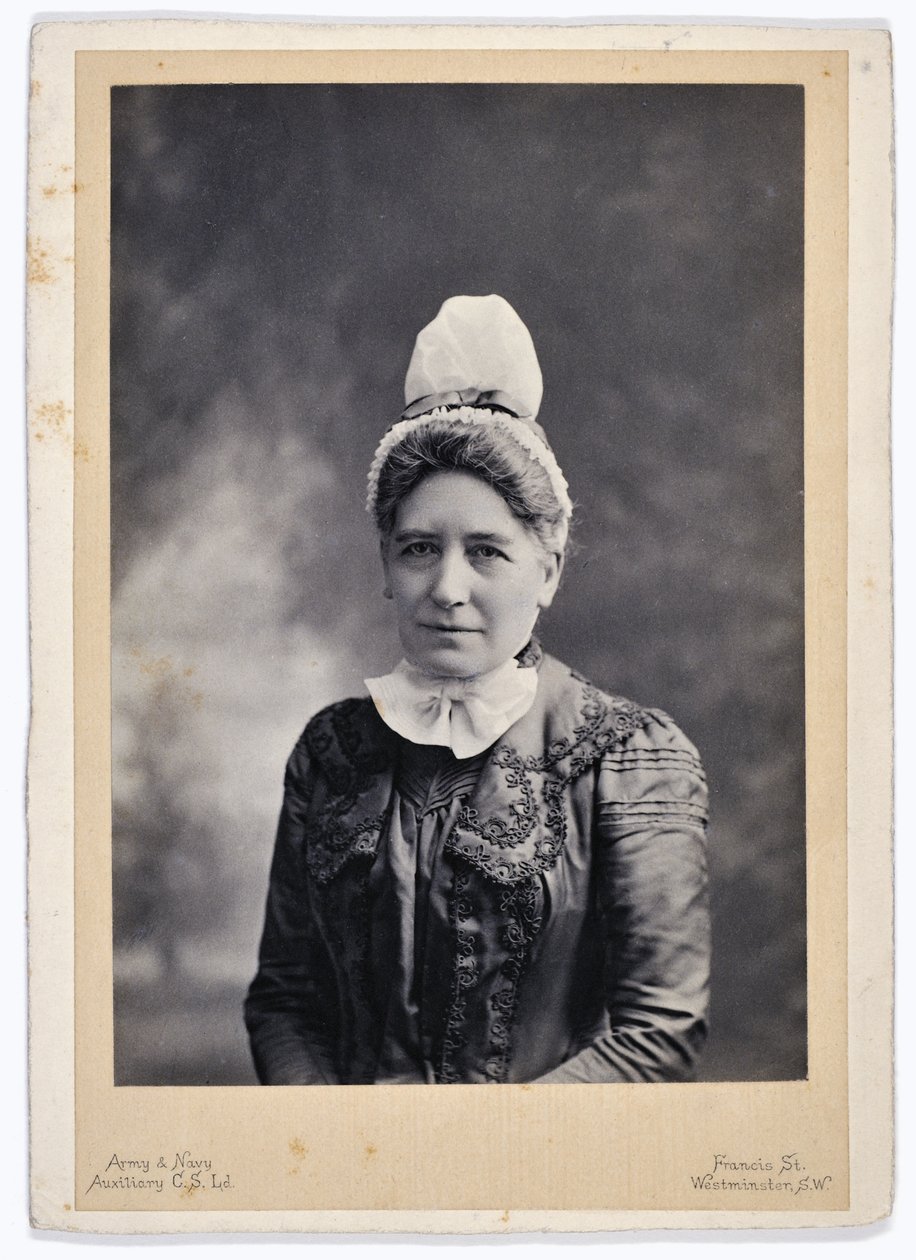 Miss L. M. Gordon, Anya, St. Thomass Hospital alkotó: English Photographer