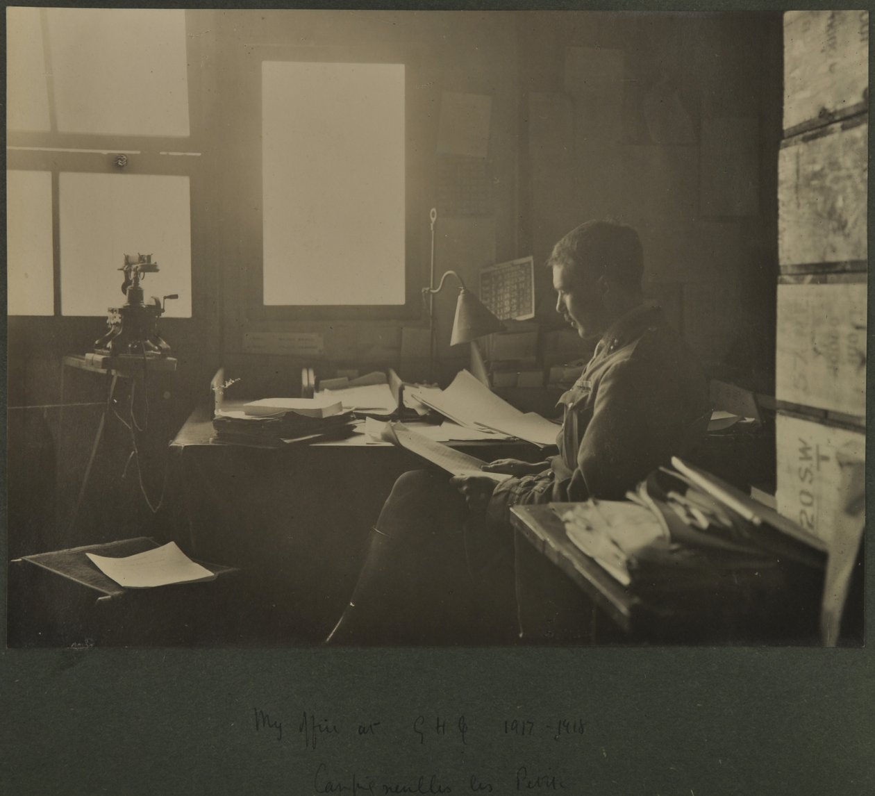 Irodám a GHQ-nál, 1917-18 alkotó: English Photographer