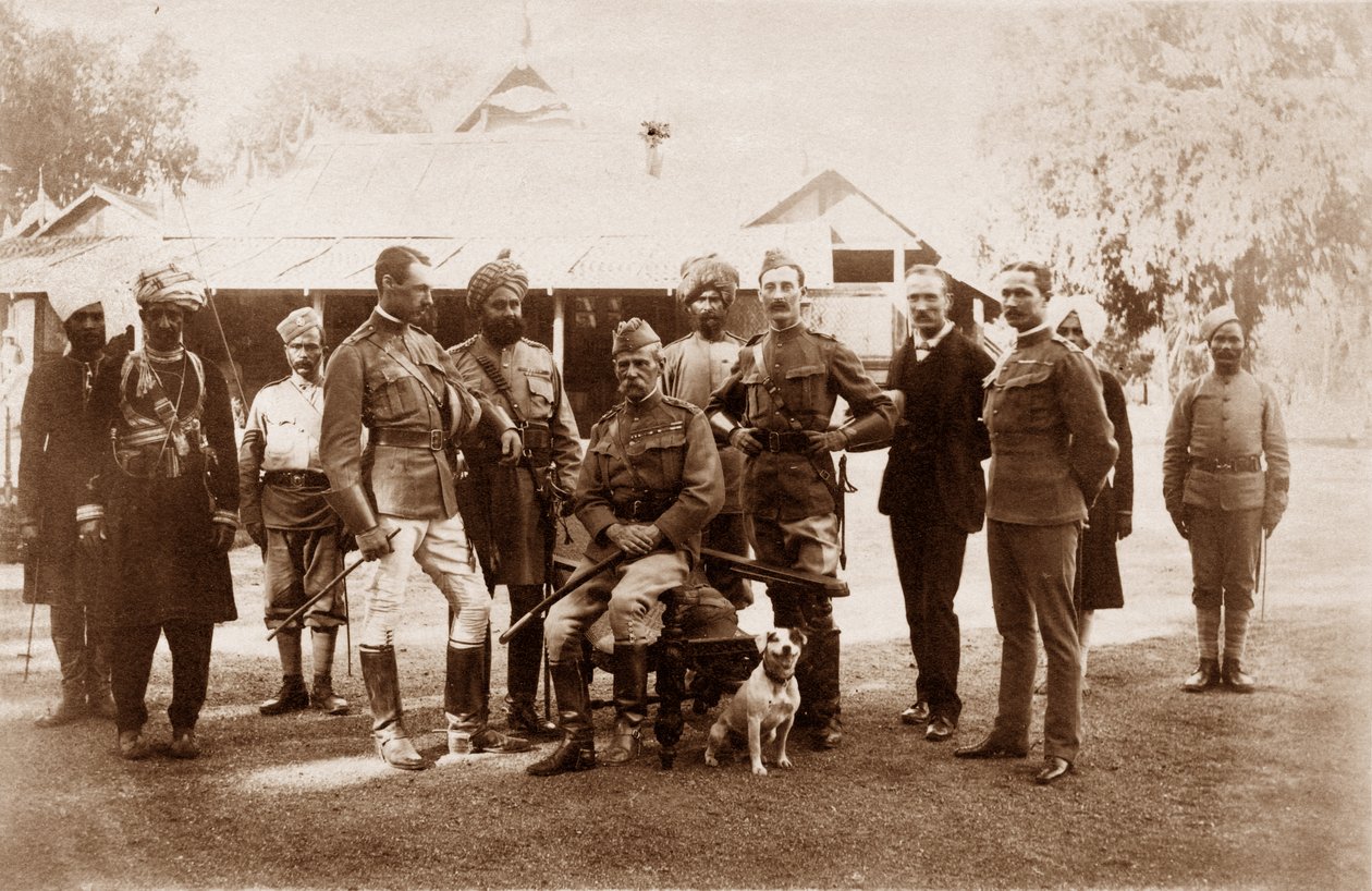 Narrain Sing, Hassan Ali, Hamilton D. Taylor őrnagy, Ram Singh, Mohamad Khan, HSR Sir Fred, P. Carew ezredes, 1886 körül alkotó: English Photographer