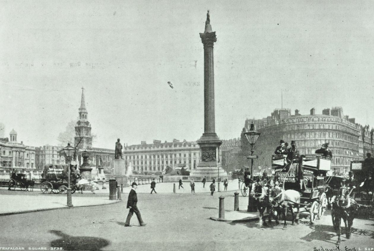 Nelsons oszlop, Trafalgar Square, Westminster LB: északnyugatra nézve a Cockspur Street felől, 1898 alkotó: English Photographer