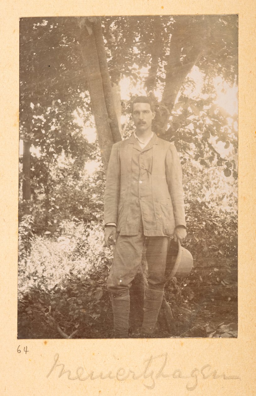 Richard Meinertzhagen portréja, Bailey indiai fényképein F.M. Bailey 1900-03 (szépia fotó) alkotó: English Photographer