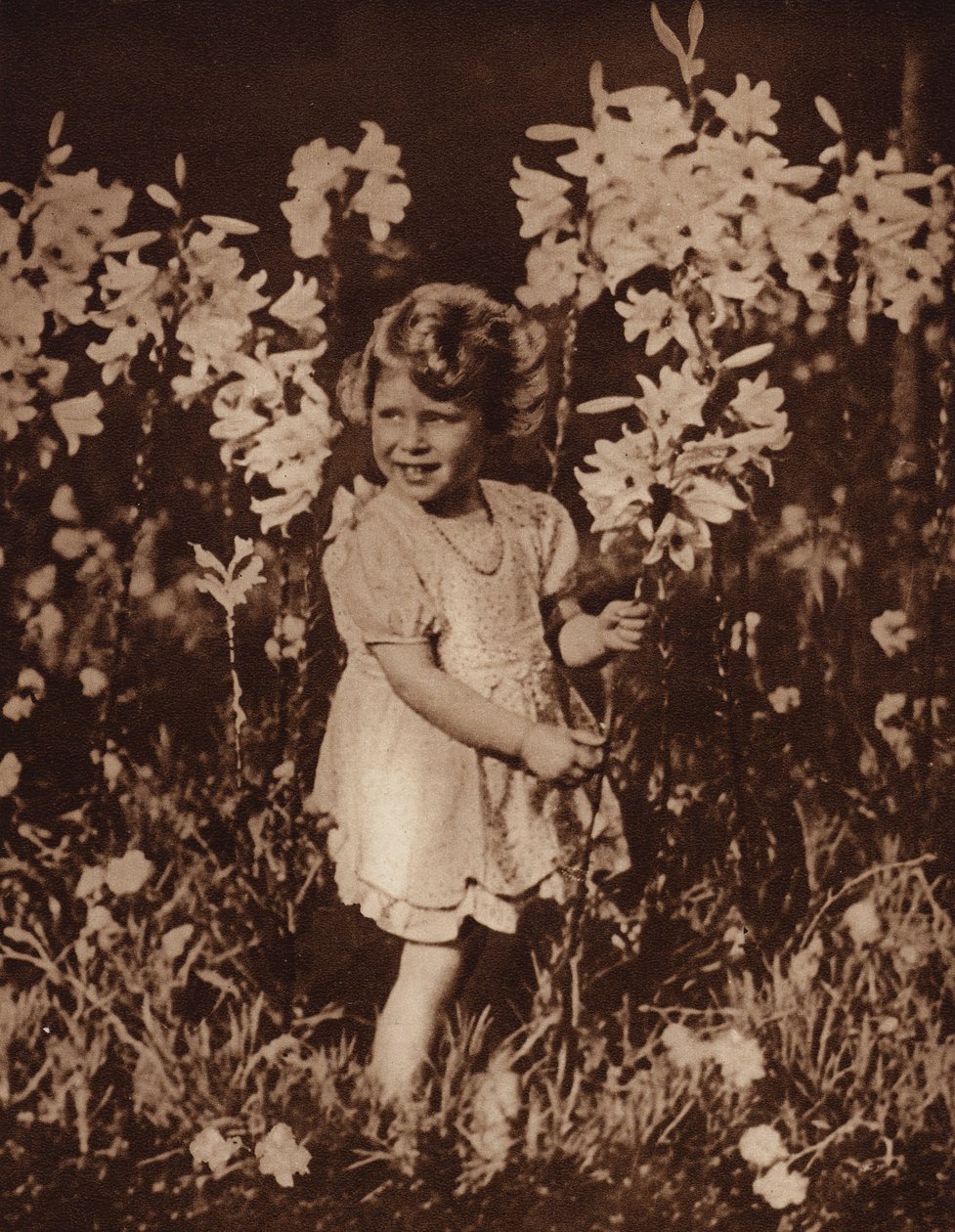 Erzsébet hercegnő a kertben alkotó: English Photographer