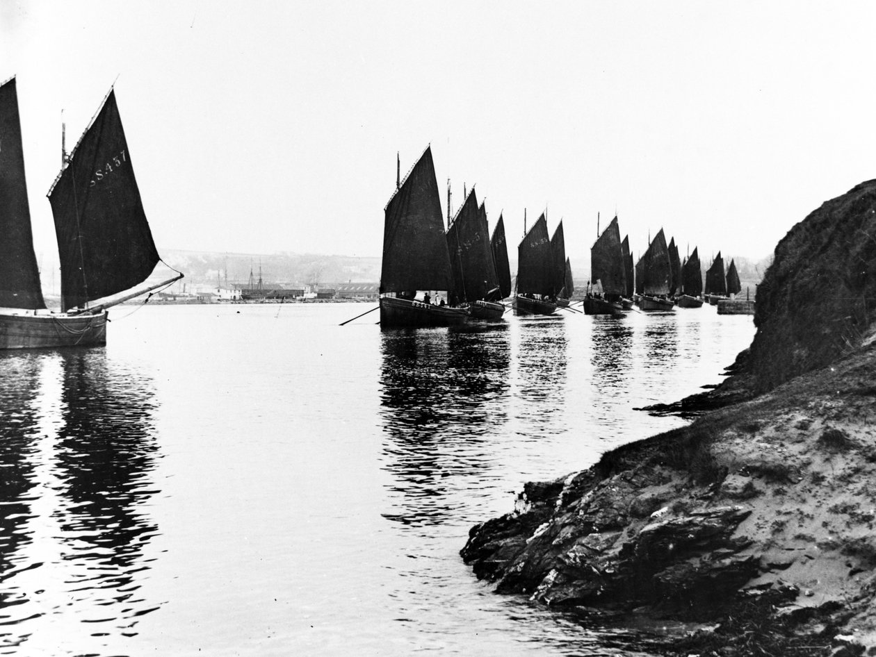 Regatta, Hayle-torkolat, 1890 körül alkotó: English Photographer