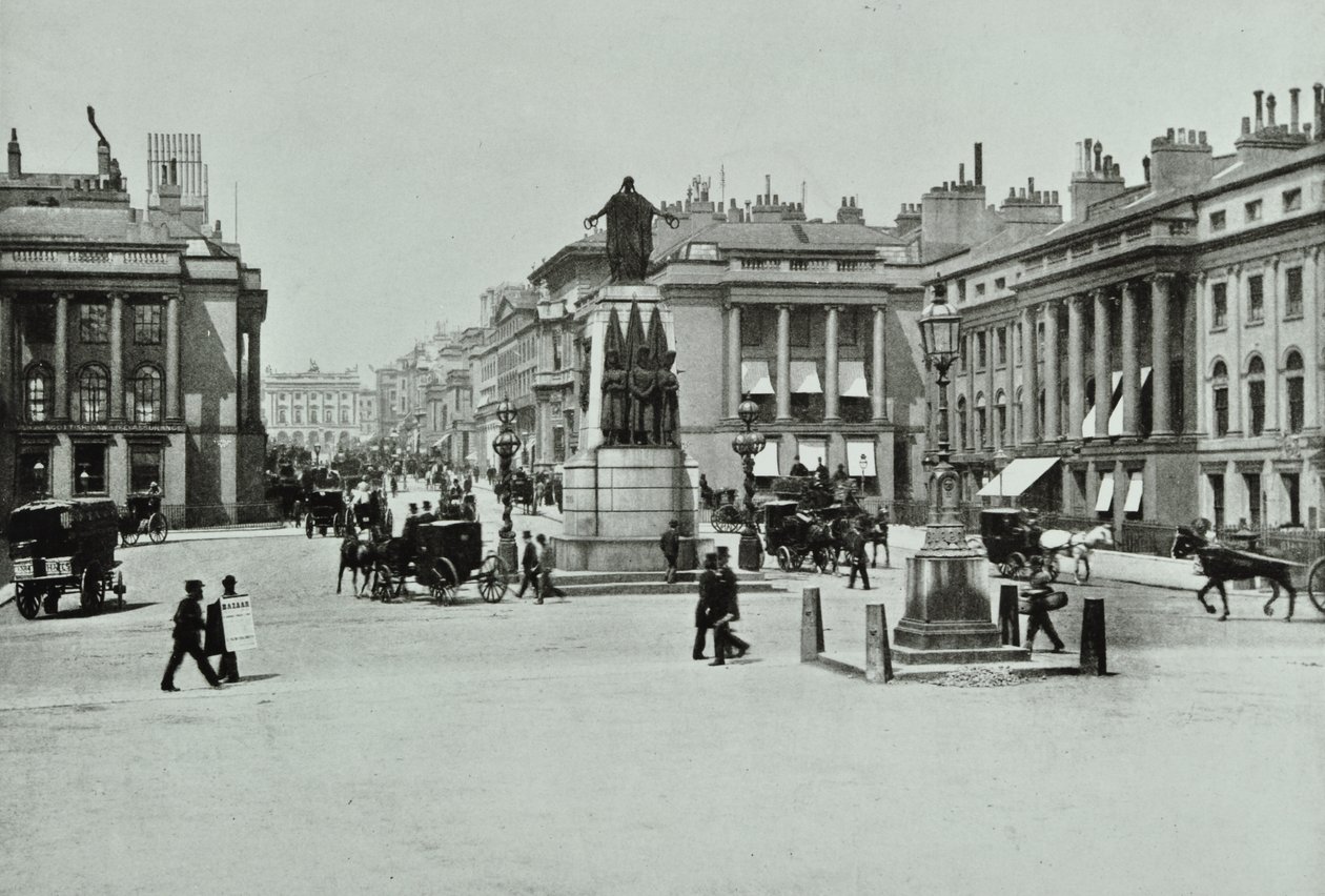 Regent Street, Westminster LB: Waterloo Place a Regent Streetre néz, 1896 alkotó: English Photographer